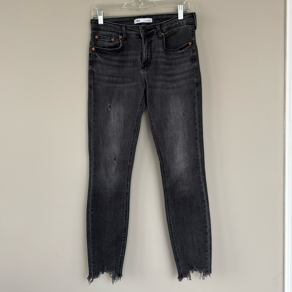 Zara Black Washed Jeans Distressed Size 6